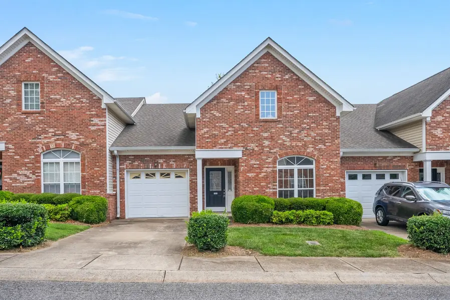 219 Med Park Dr #6, Clarksville, TN 37043
