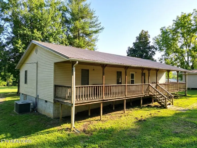 1207 Ray Brown Rd, Jamestown, TN 38556