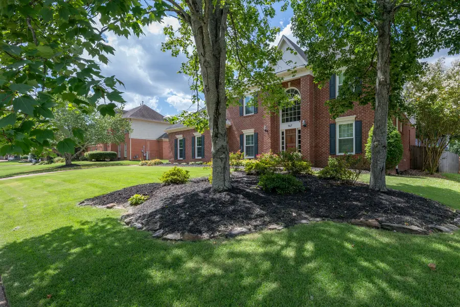 947 Valleyview Ln, Collierville, TN 38017