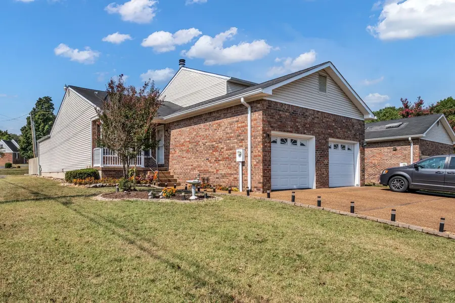 101 Sugar Maple #N, Hendersonville, TN 37075