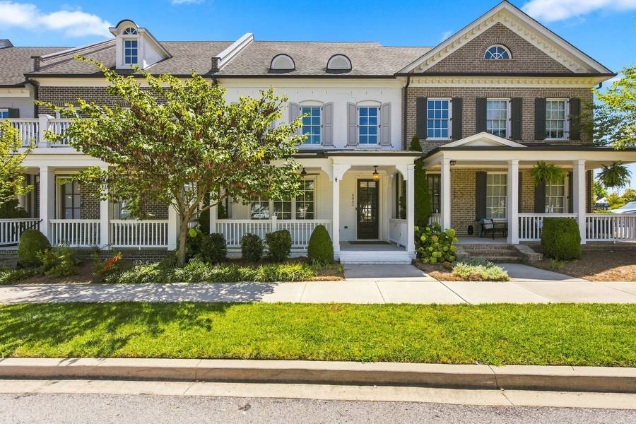 9042 Berry Farms Xing, Franklin, TN 37064