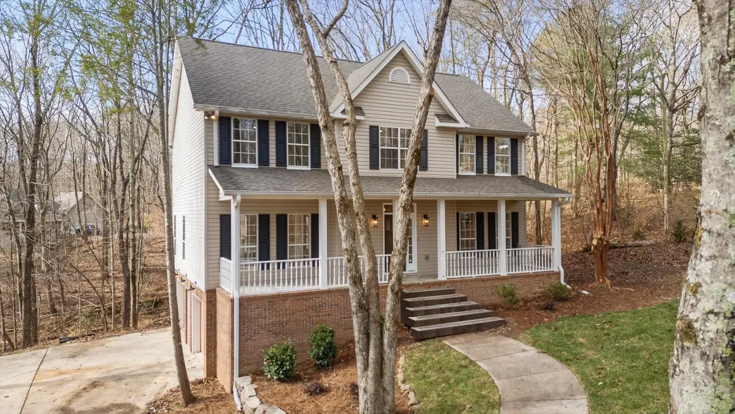 4715 Creek Point Lane, Signal Mountain, TN 37377
