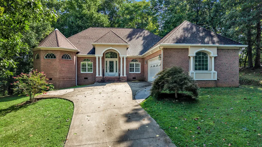345 King Ridge Dr #NW, Cleveland, TN 37312