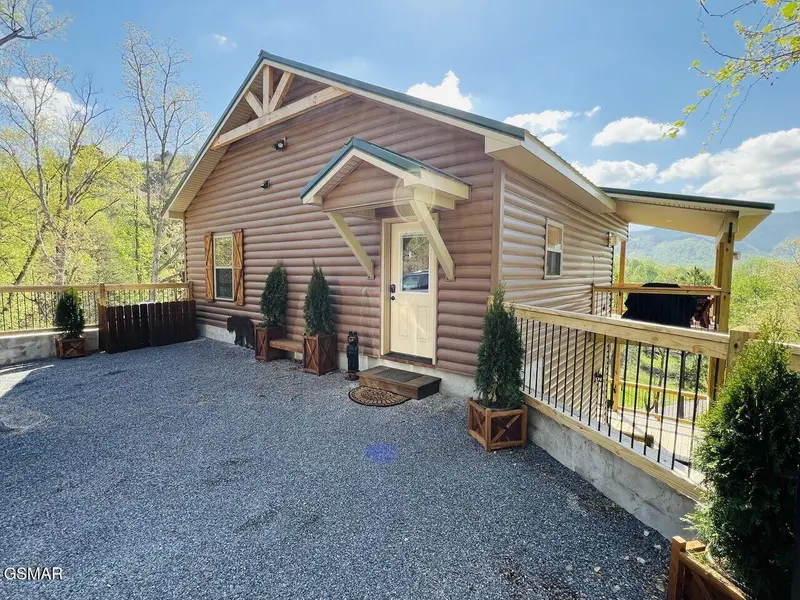 3550 Mountain Tyme Way, Sevierville, TN 37862