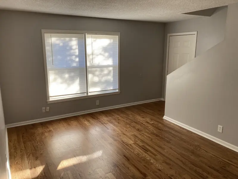 746 Holder Dr, Nashville, TN 37217