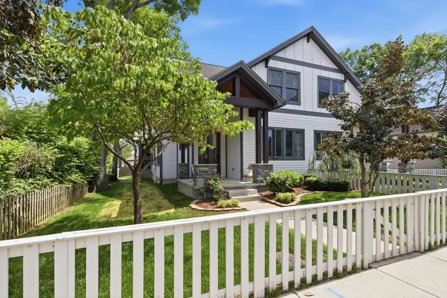 2210 Grantland Ave, Nashville, TN 37204
