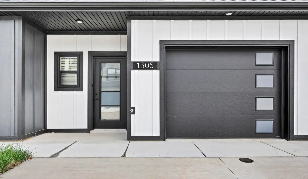 1305 Jonathan Wade Circle, Clarksville, TN 37043