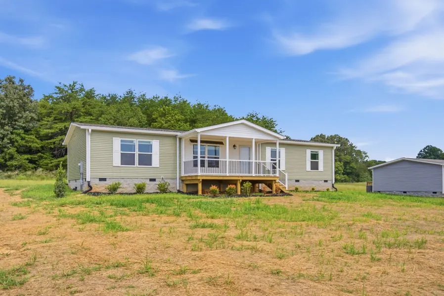 325 County Road 784A, Etowah, TN 37331