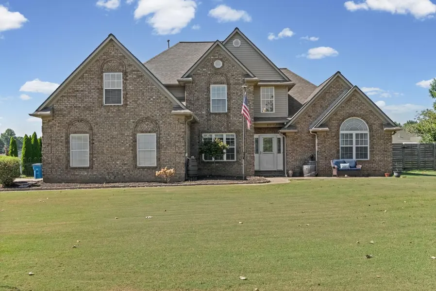 713 ELIZABETH DR, Atoka, TN 38004