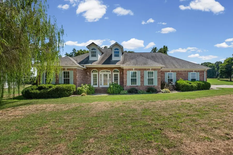 371 BRIERHEDGE RD, Covington, TN 38019
