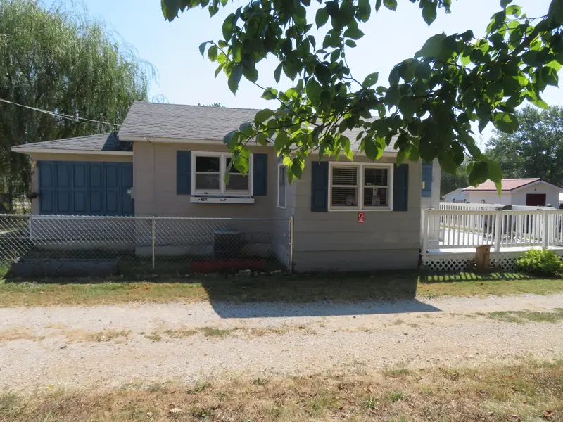 200 E Lee ST, Humansville, MO 65674