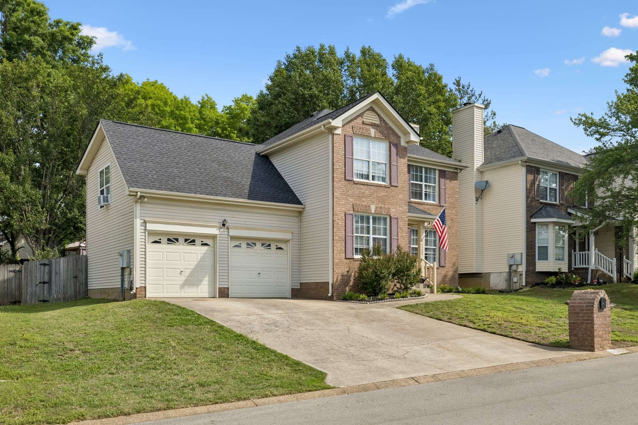 1125 Dawnwood Dr, Old Hickory, TN 37138