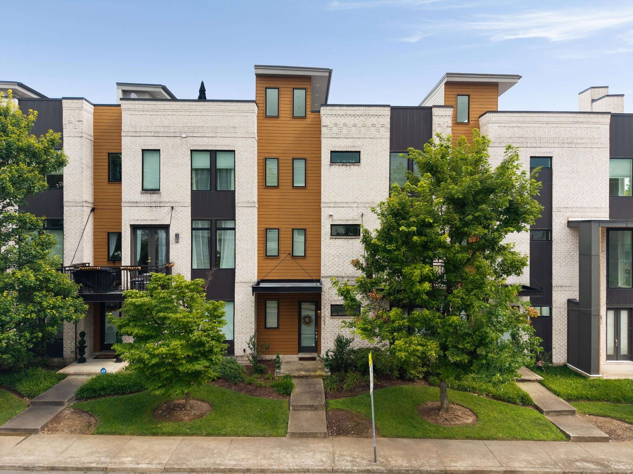 321 Garfield St, Nashville, TN 37208