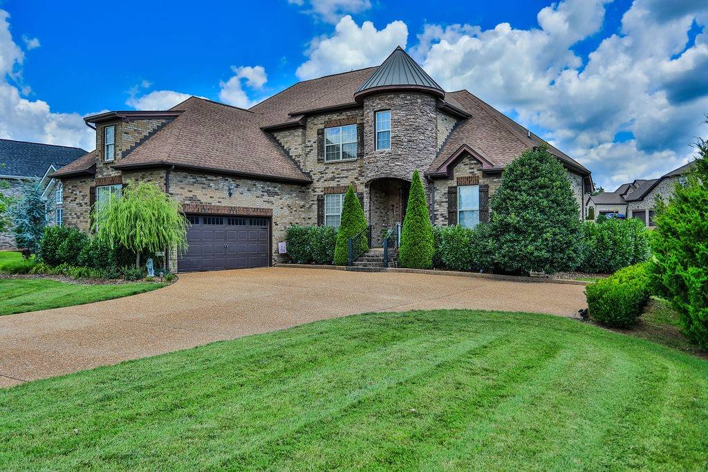 112 Myrtlewood Ln, Hendersonville, TN 37075