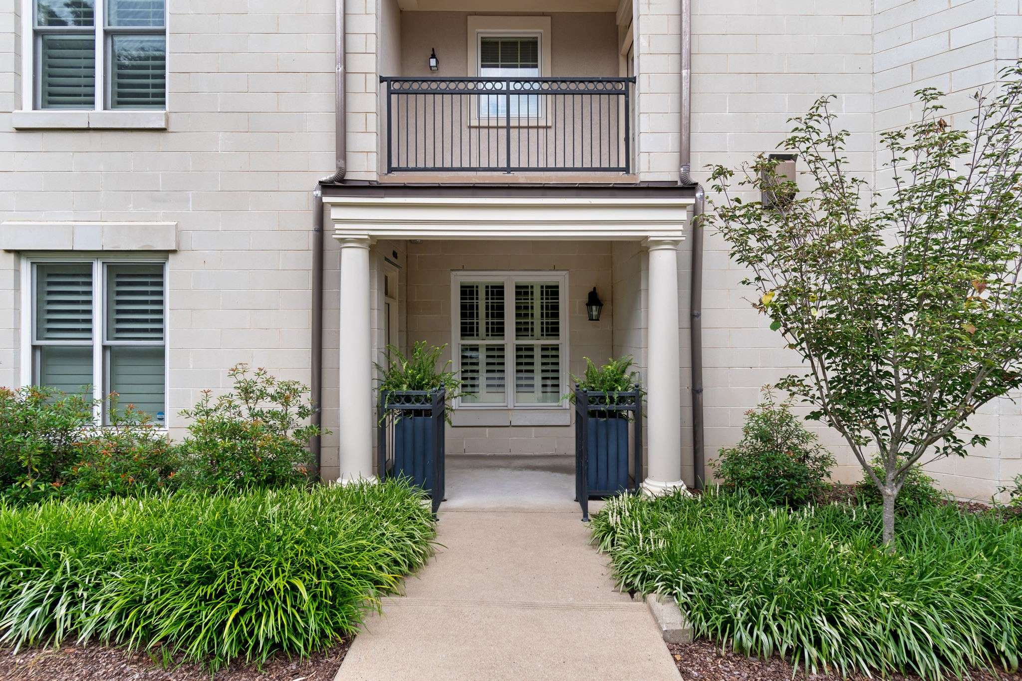 4116 Ridgefield Dr, Nashville, TN 37205