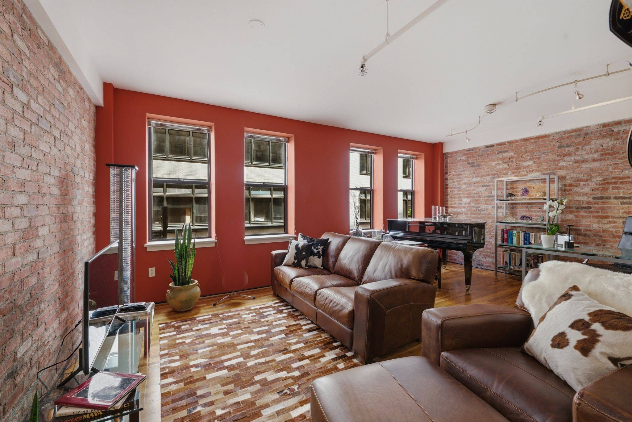 700 Church St #205, Nashville, TN 37203