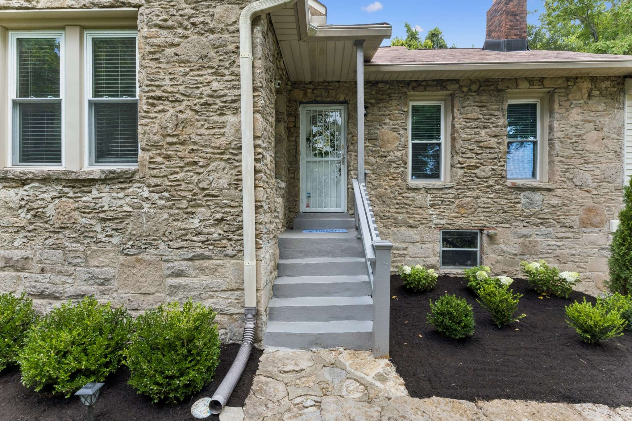 1523 McGavock Pike, Nashville, TN 37216
