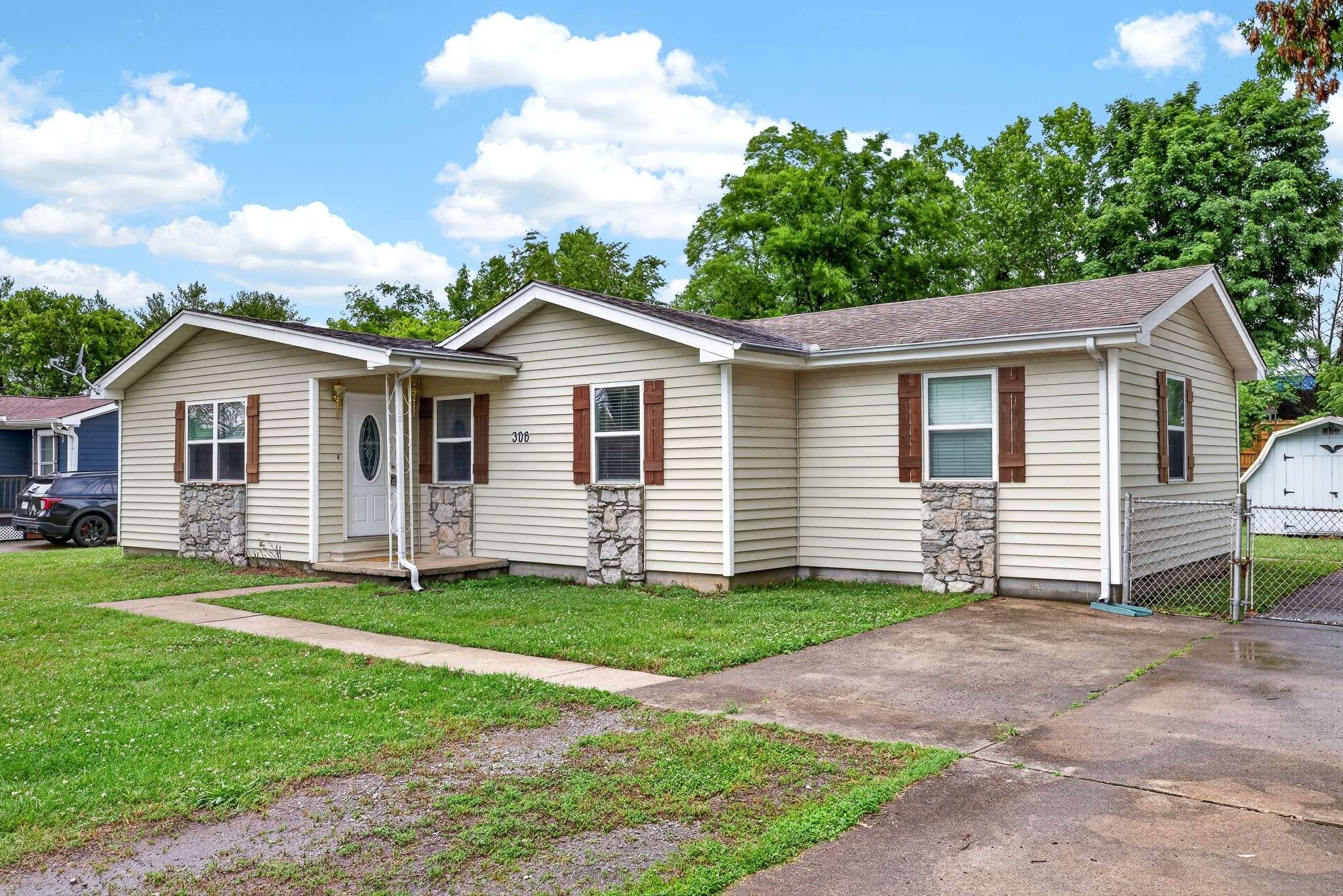 306 Belinda Pkwy, Mount Juliet, TN 37122