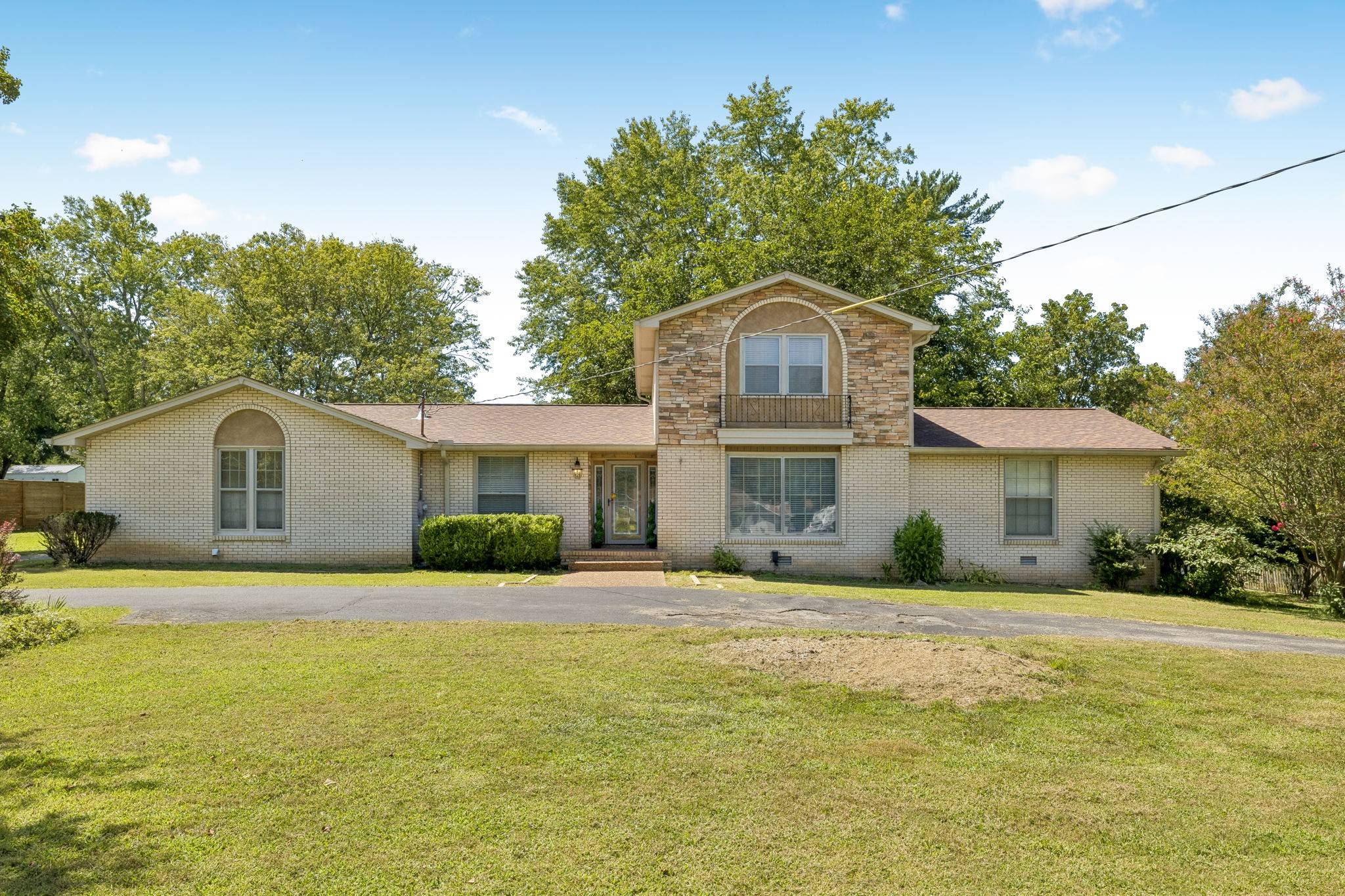 130 Glenn Hill Dr, Hendersonville, TN 37075