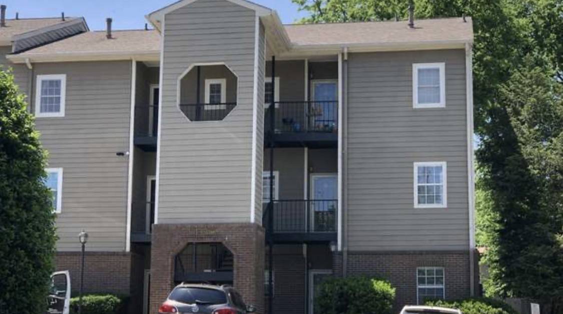 129 West End Place, Nashville, TN 37205