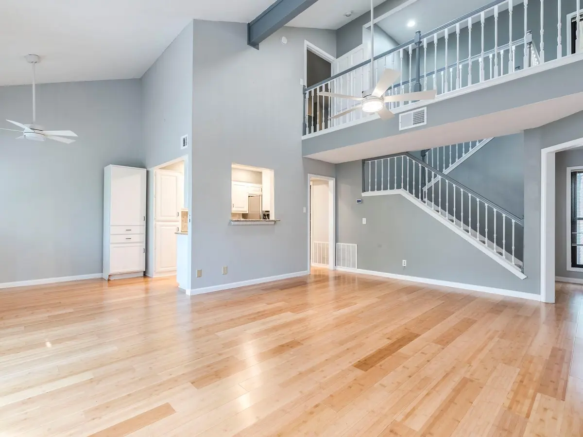 3214 Foster LN, Austin, TX 78757
