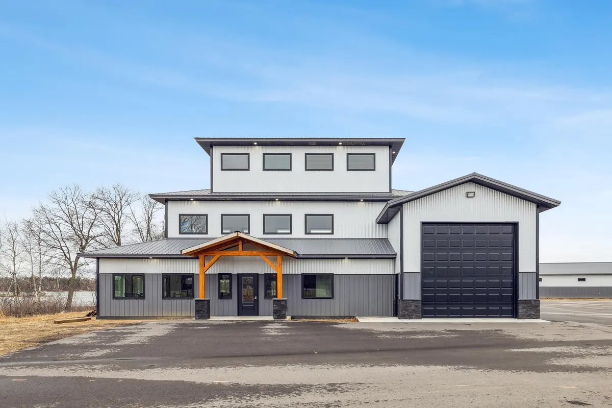 4469 Brady Blvd., Brainerd, MN 56401