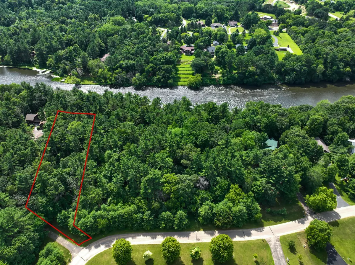 N6927 549th ST, Menomonie, WI 54751