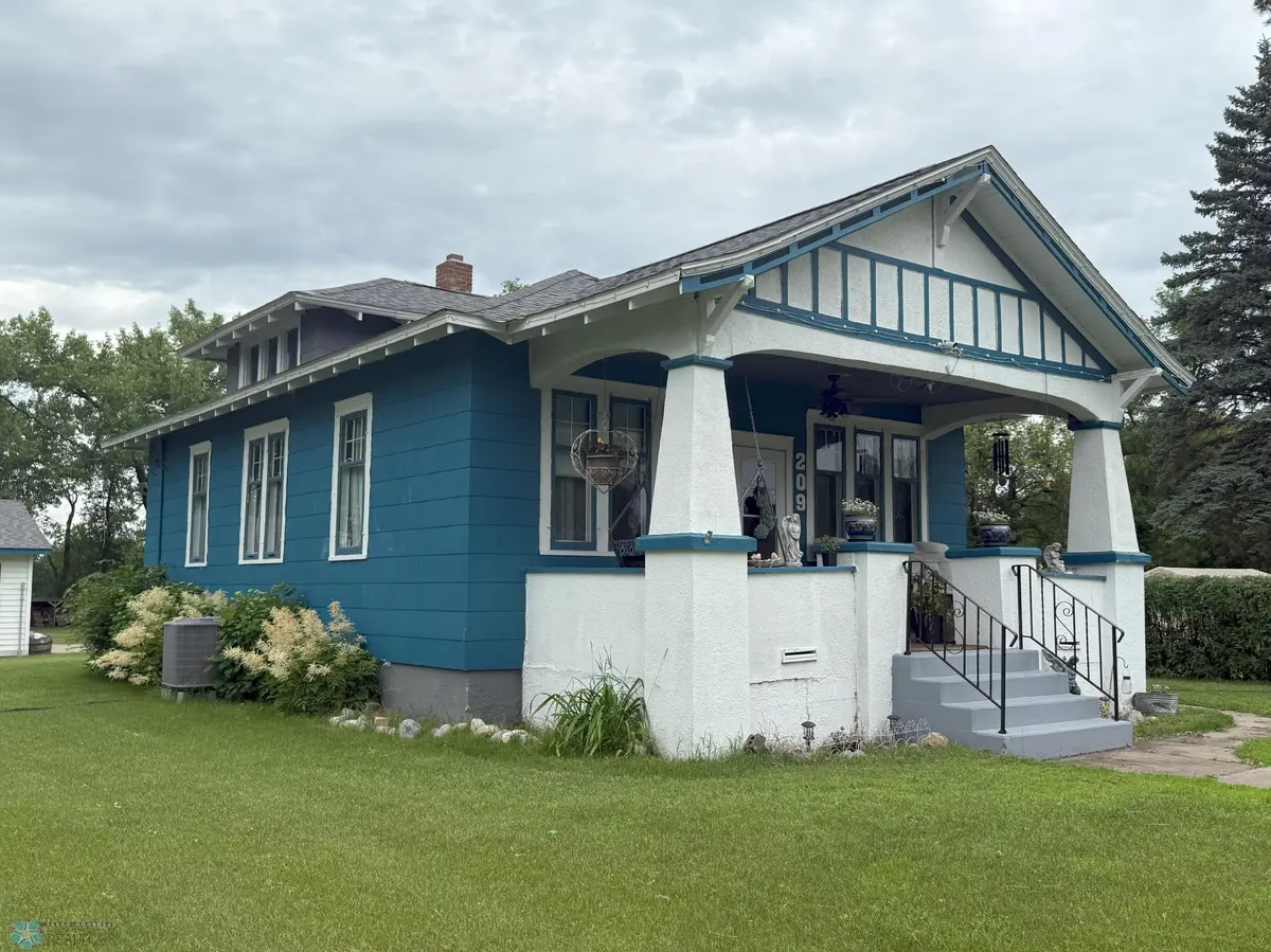 209 Lincoln AVE NE, Twin Valley, MN 56584