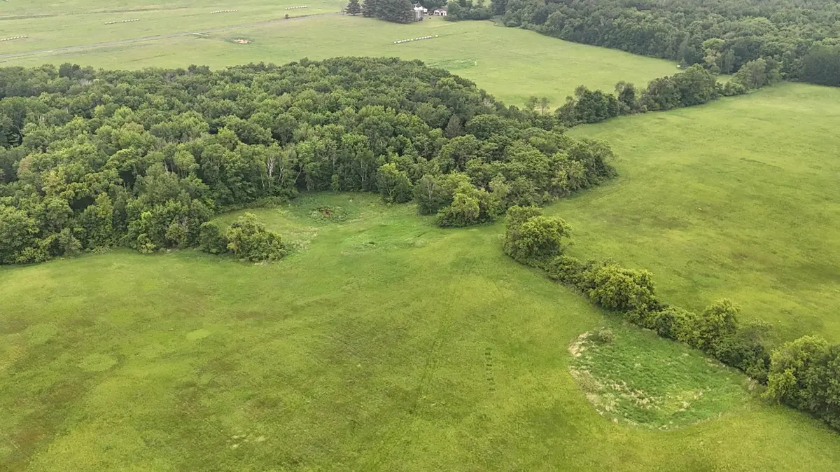 TBD 40th, Clayton, WI 54004