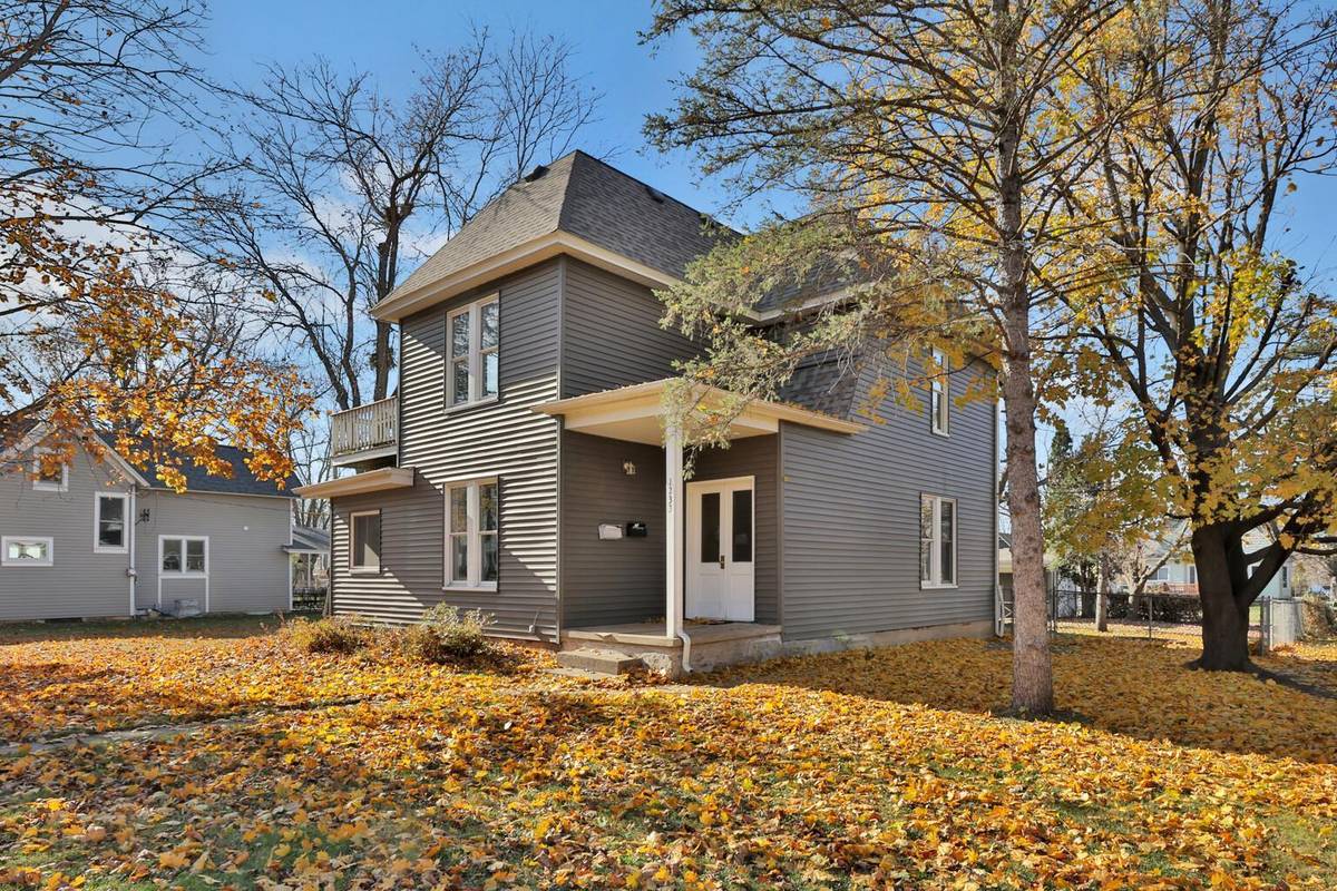 1233 7th ST, Hudson, WI 54016
