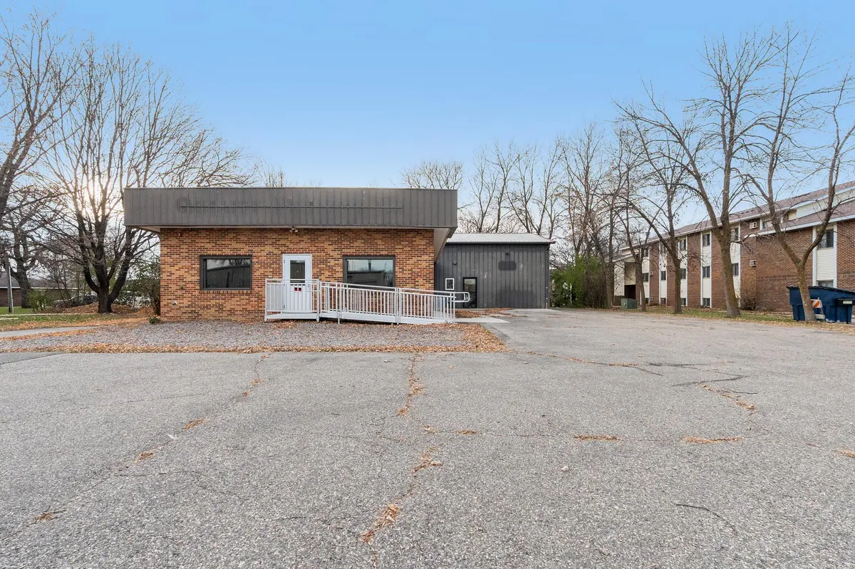 2020 Fillmore ST, Alexandria, MN 56308