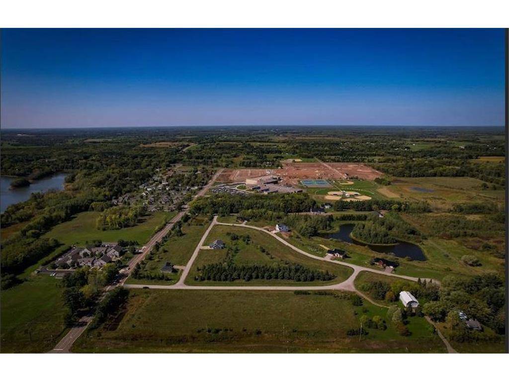 922 Eldris WAY, Mora, MN 55051