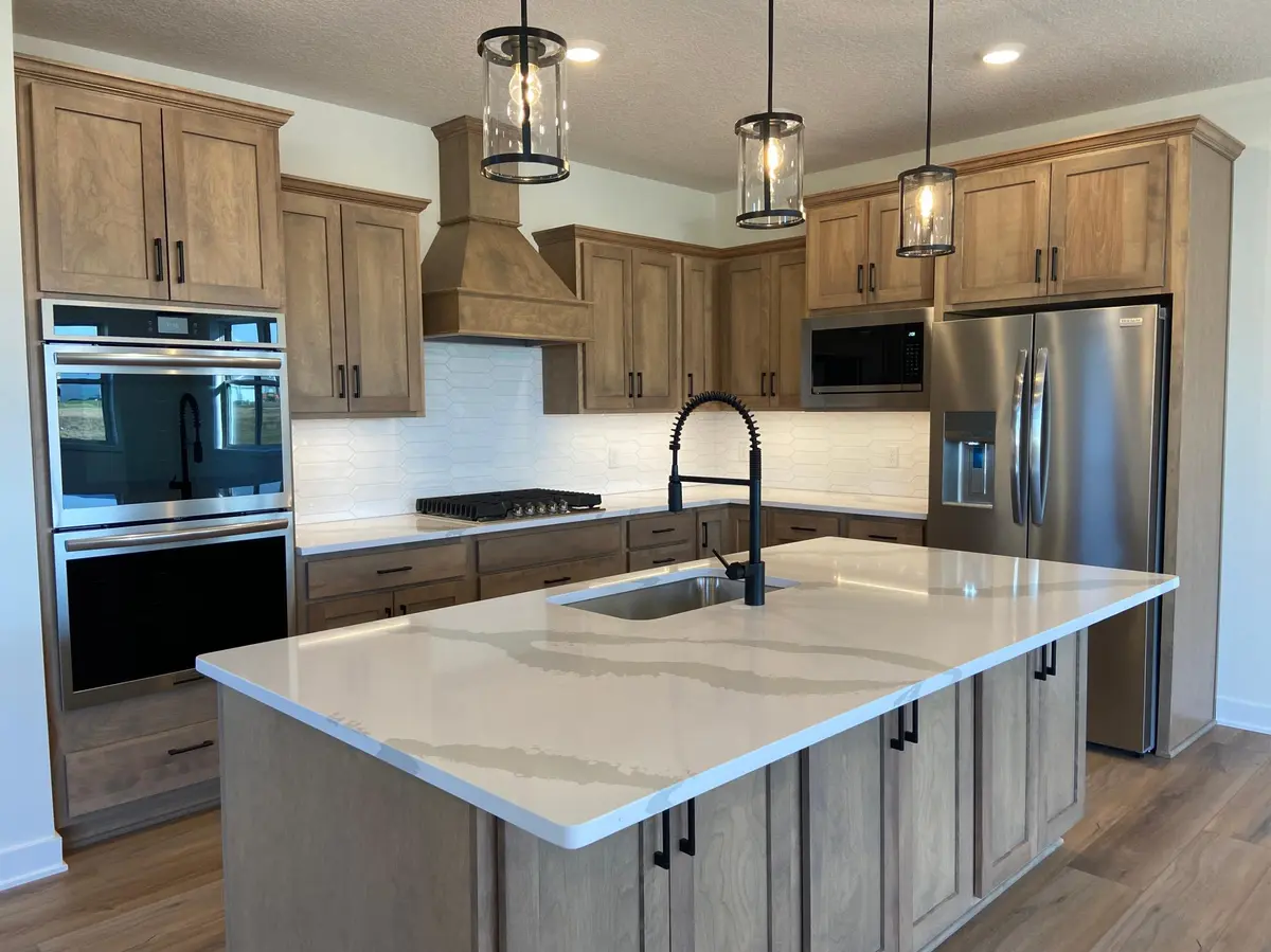 16651 S Manor RD, Eden Prairie, MN 55344