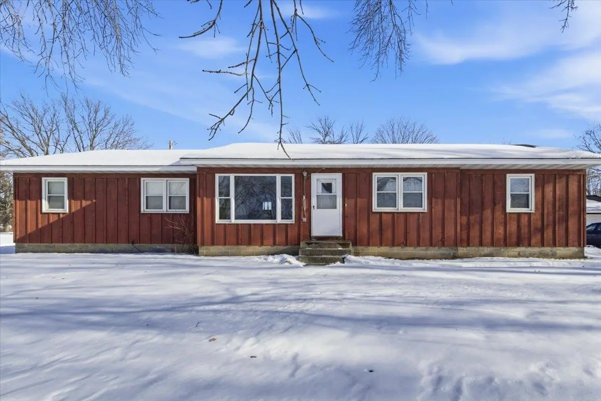 3575 Vermillion ST, Hastings, MN 55033