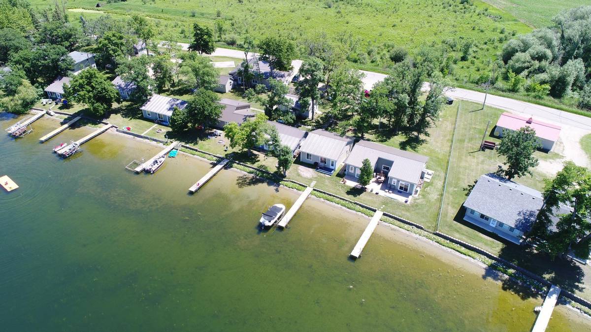 27096 Little Floyd Lake RD, Detroit Lakes, MN 56501