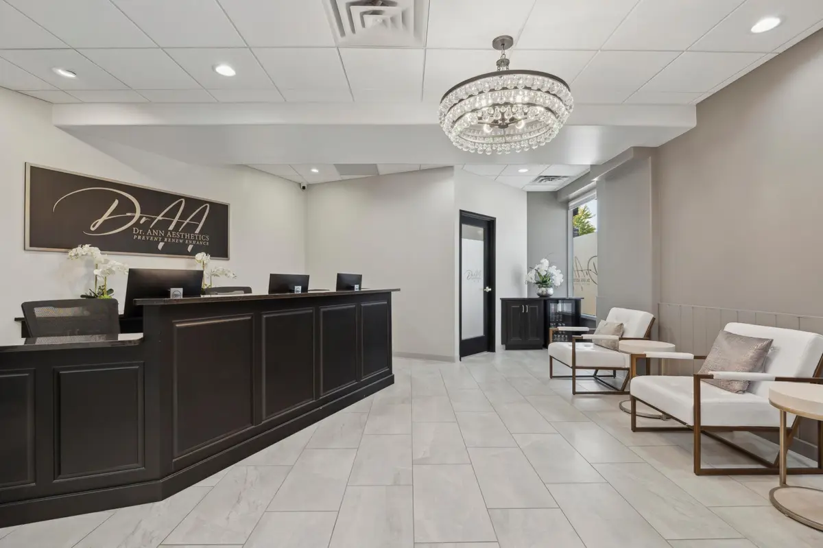 4420 Valley View RD, Edina, MN 55424