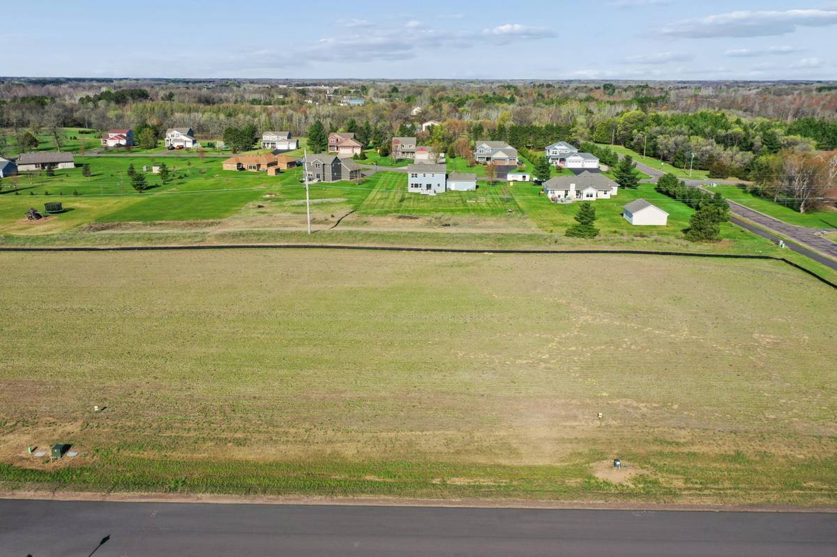 39176 Everton AVE, North Branch, MN 55056