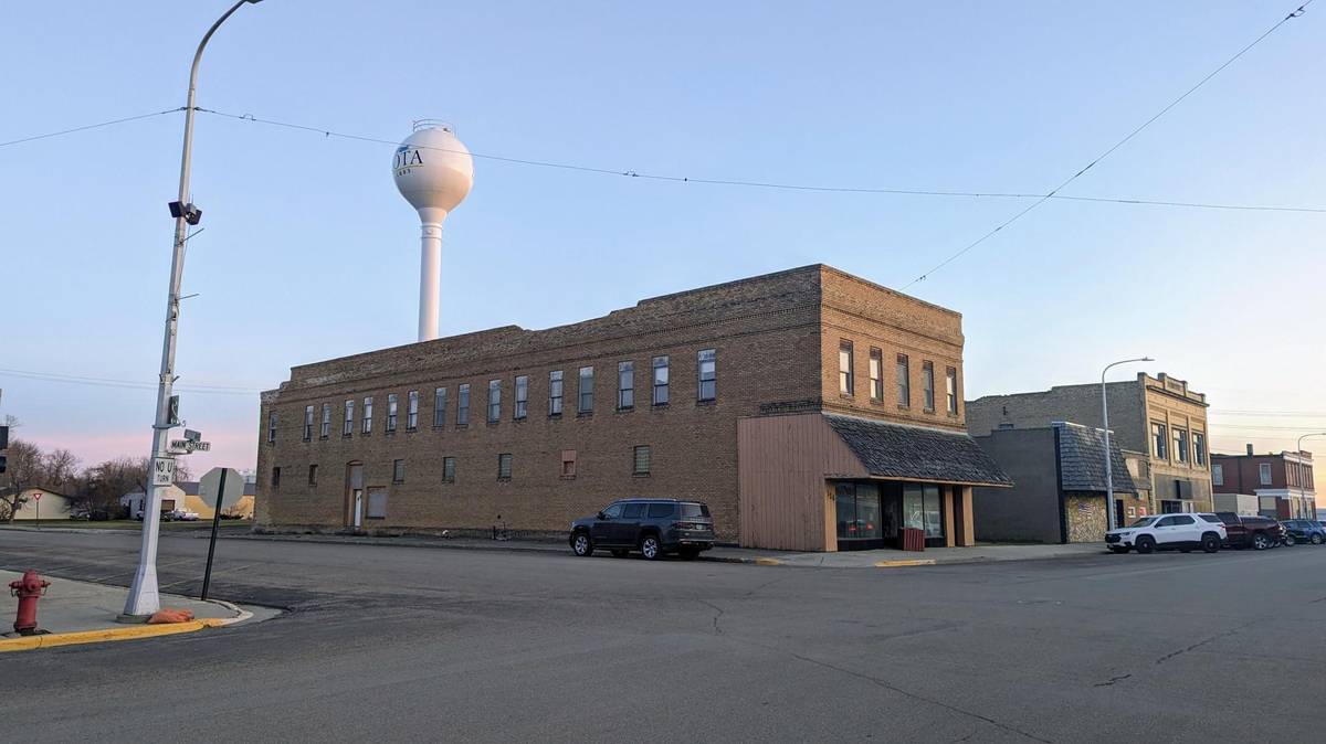 126 Main ST, Lakota, ND 58344