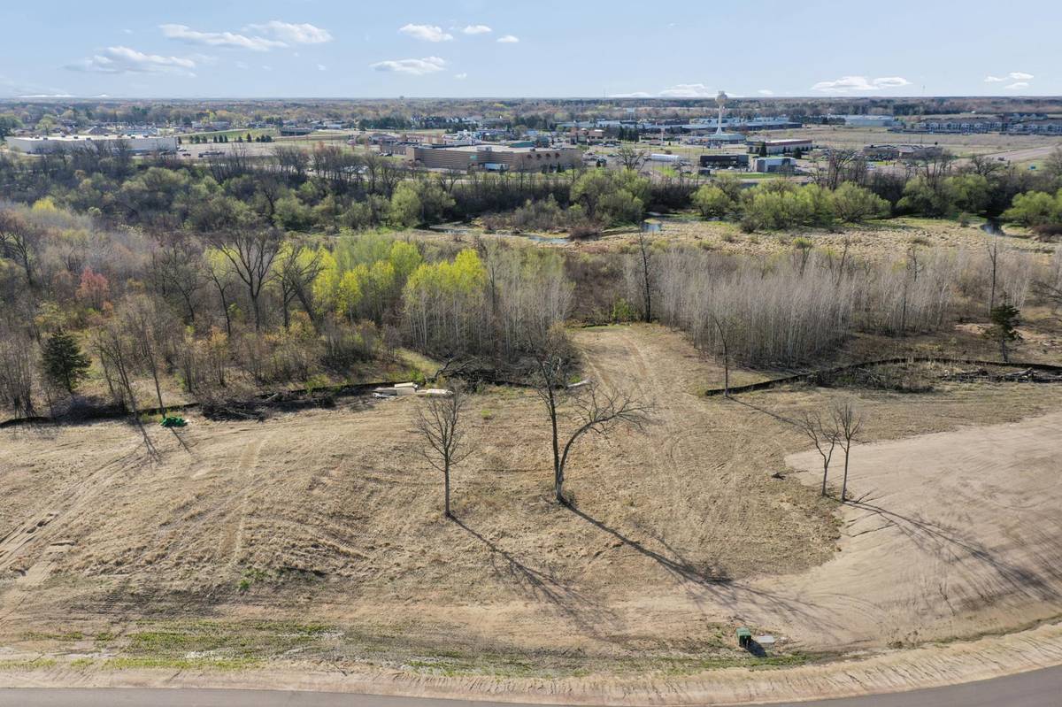 5225 389th TRL, North Branch, MN 55056