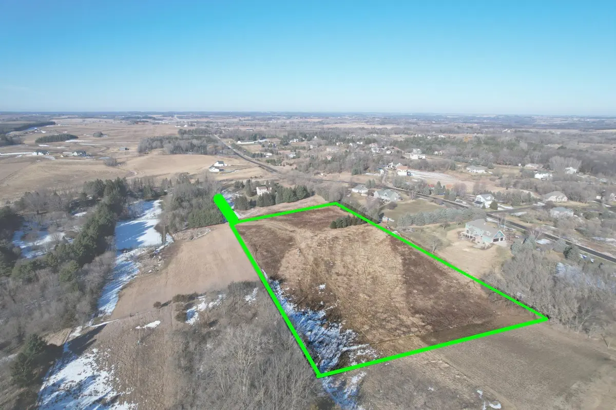 8426 11th AVE NW, Rochester, MN 55901