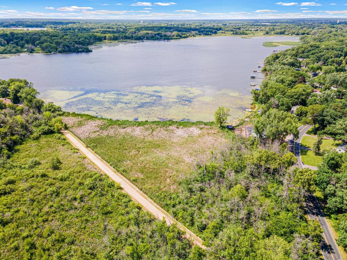 12066 Everton Avenue N, Hugo, MN 55038