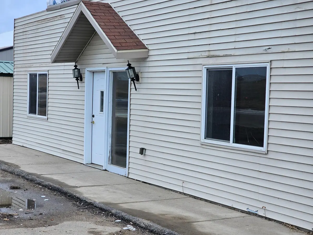 4078 71 HWY NE, Willmar, MN 56201