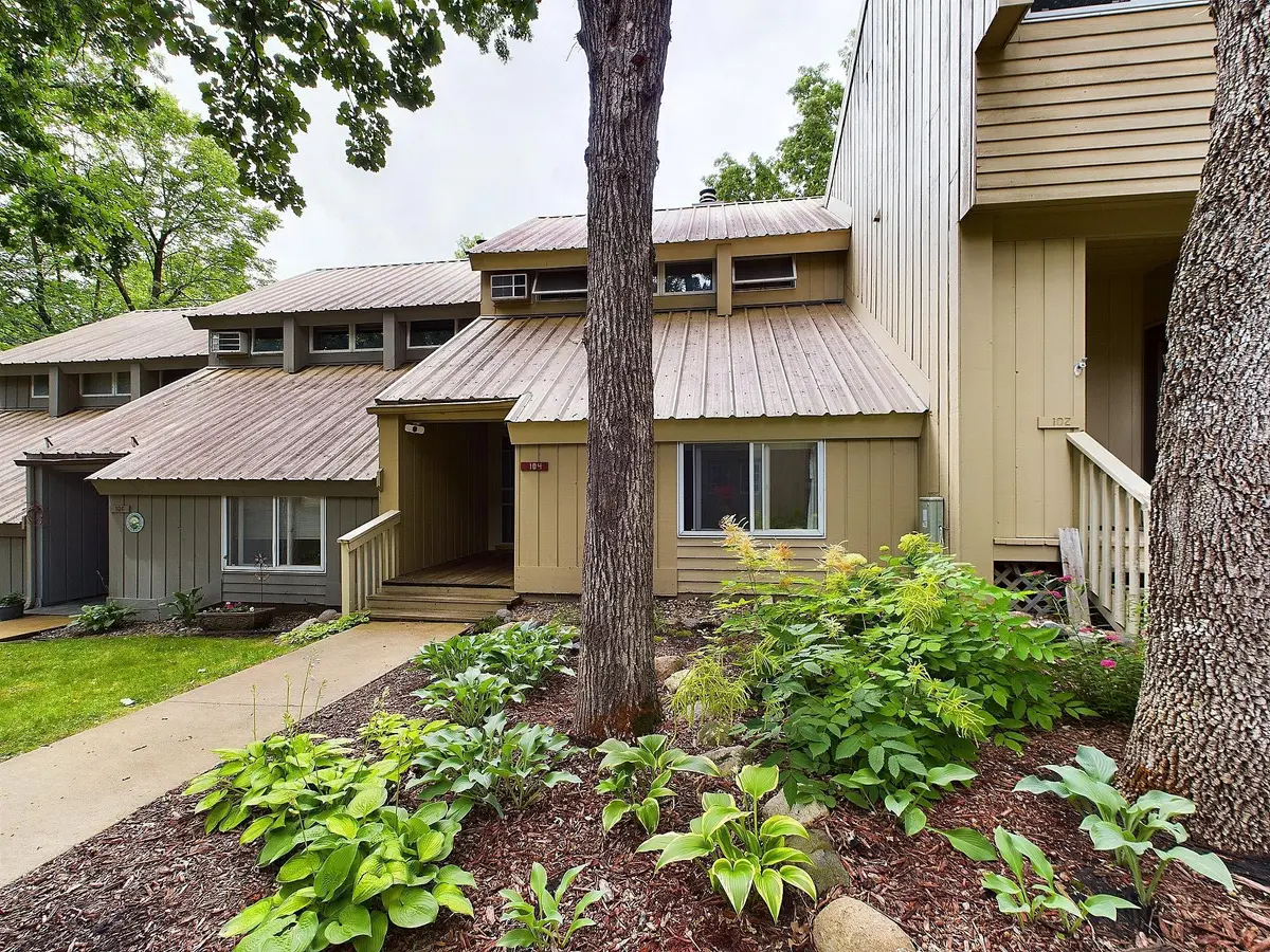104 Baycrest RD, Glenwood, MN 56334