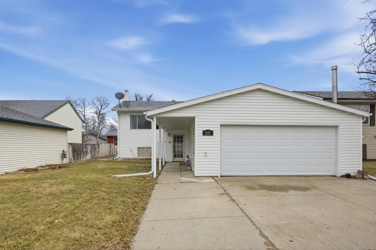 2155 4th AVE E, West Fargo, ND 58078