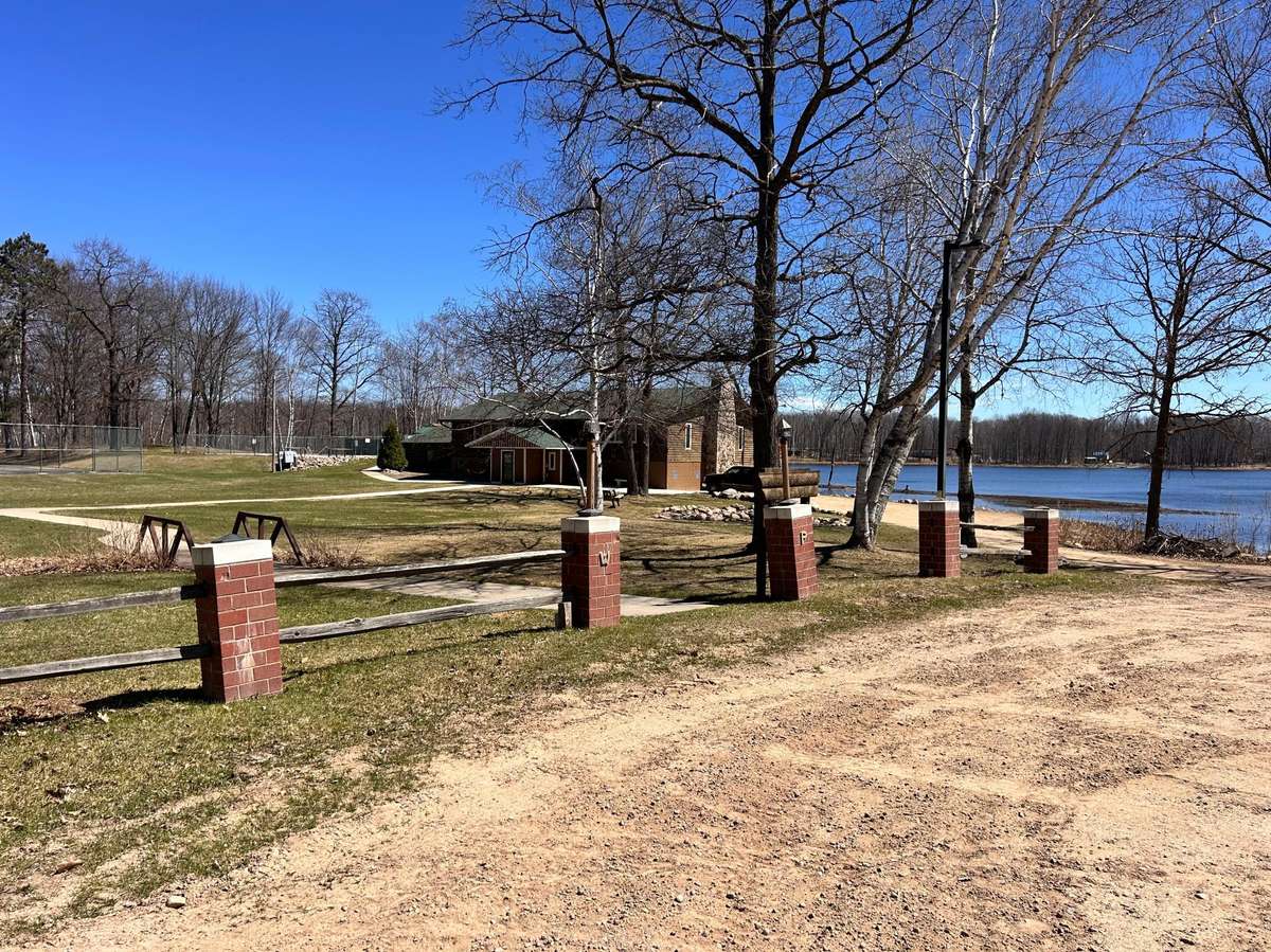 8092 Dakota CT SW, Motley, MN 56466