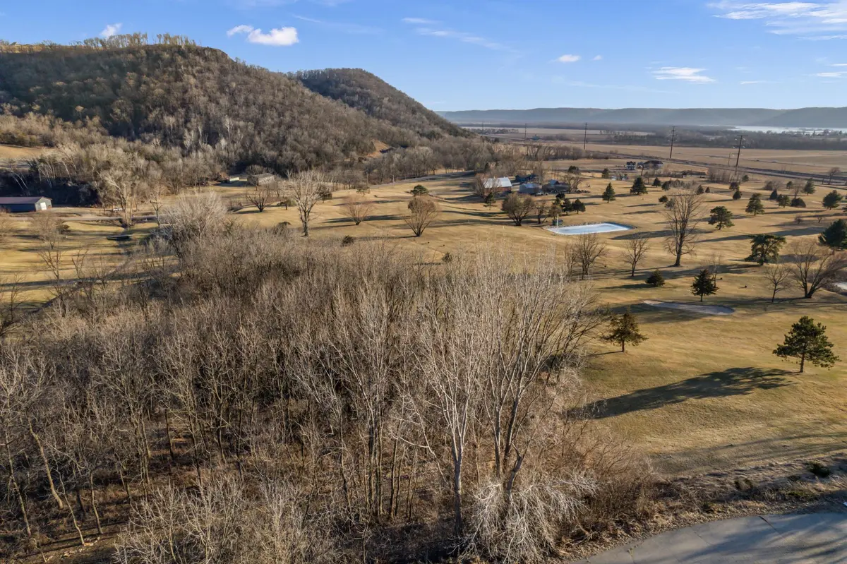 x Golf View RD, Cochrane, WI 54622