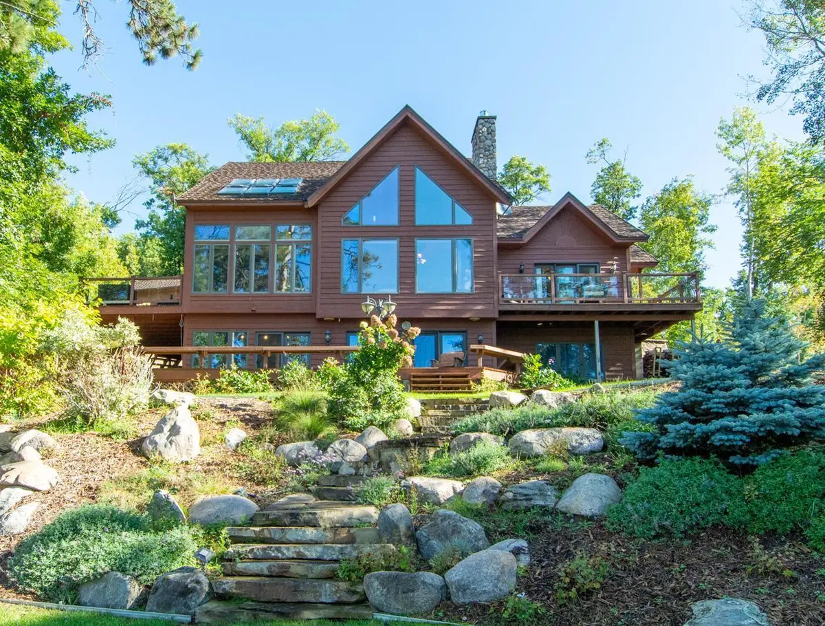 1569 Floan Point RD, Brainerd, MN 56401
