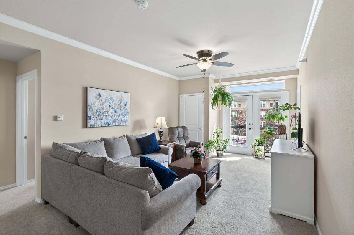 13560 Technology DR #1228, Eden Prairie, MN 55344
