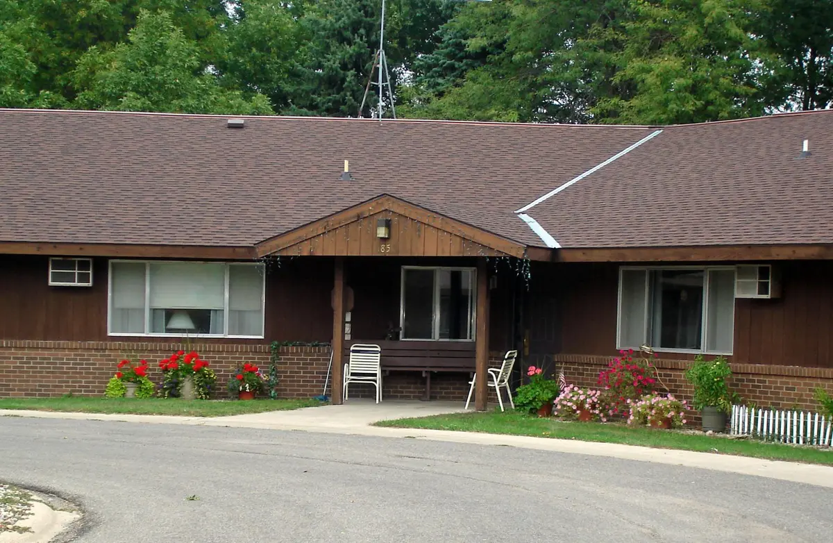1851 26th ST #20, Slayton, MN 56172