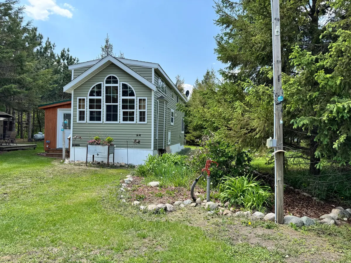 215 Marshall AVE, Henning, MN 56551
